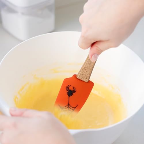 Halloween Silicone Spatula with Wooden Handle Cat Pumpkin Pattern Baking Utensil