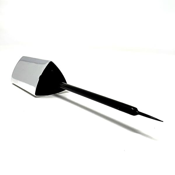 XiC Glam. Liquid Eyeliner, Intense Black Color, Waterproof and with Ultra Fine Brush. XiC Sexy Black Eyeliner, 0.24 fl oz.