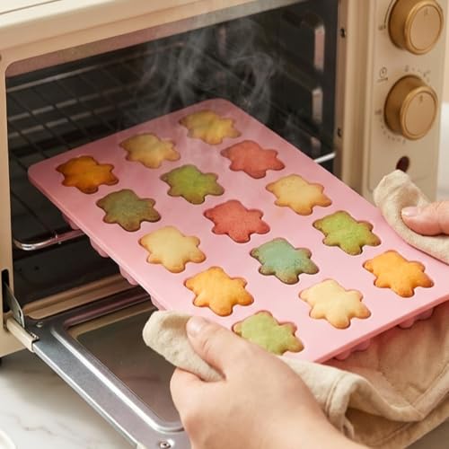 Pink and Blue Bear-Shaped Silicone Ice & Gummy Mold Set - 15 Cavities