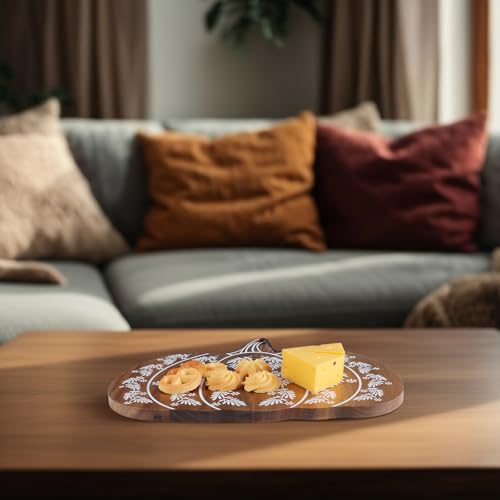 Pumpkin Shaped Acacia Wood Cutting & Serving Board - Autumn Decor