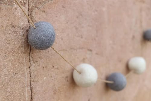 Premium Wool Felt Christmas Garland - Handmade Holiday Decor, 96 Inches - Grey & Off White