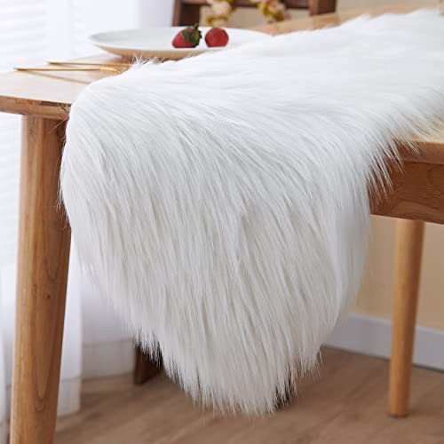 White Faux Fur Snowflake Table Runner - 11.8x70.8 Inch Christmas Decor