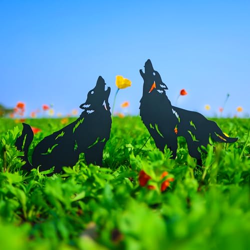 Wolf Metal Garden Stake - Outdoor Lawn Decor for Yard Patio & Garden - Black Wolf Silhouette Statue - Variation: Wolf