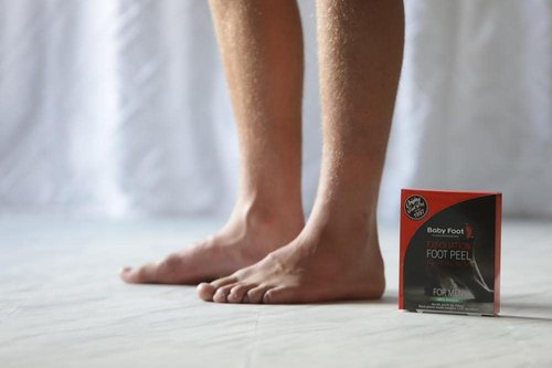 Baby Foot - Original Foot Peel Exfoliator for Men - Mint Scented Mask for Soft, Smooth Feet | 2.7 Fl. Oz.