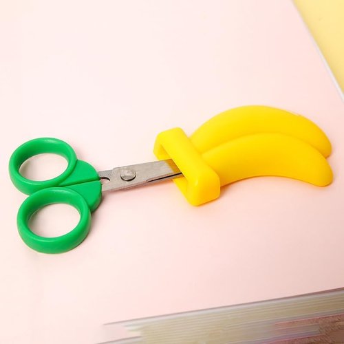 AKOAK Creative Fruit Scissors - Fun Banana Design with Refrigerator Magnets for Kids' Home Decor