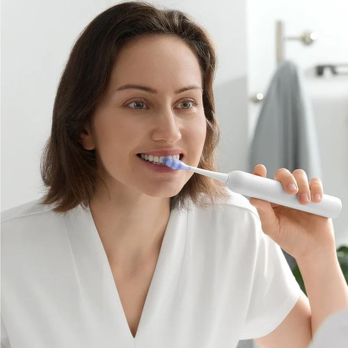 usmile Replacement Toothbrush Heads - Ergonomic 2.0 Design with Silicone Cushion | Gentle on Gums, 2 Pack