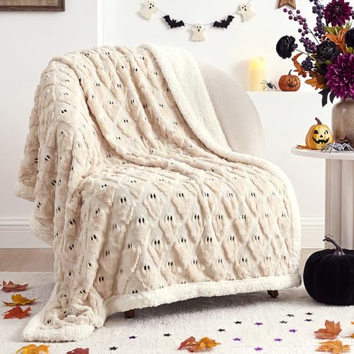 Remagr Beige Halloween Ghost Sherpa Throw Blanket 50x60 - Cozy & Decorative