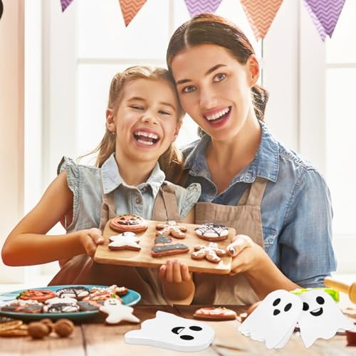 Halloween Ghost Paper Napkins - 100 Pack, 2-Ply Disposable Party Tableware