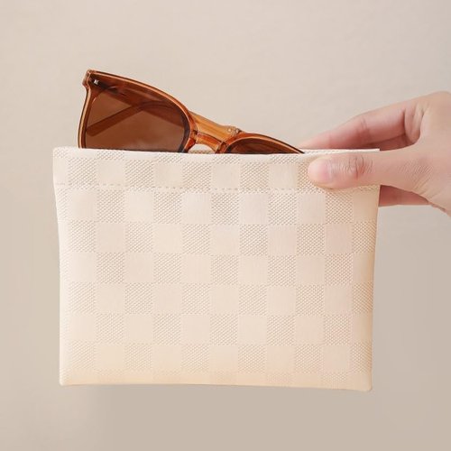 LYDZTION 2 Pieces Checkered Leather Makeup Bag Set for Women, Portable Cosmetic Bag Travel Toiletry Bag Organizer Waterproof Small Makeup Bag Aesthetic Accessories Storage Bag for Women-White
