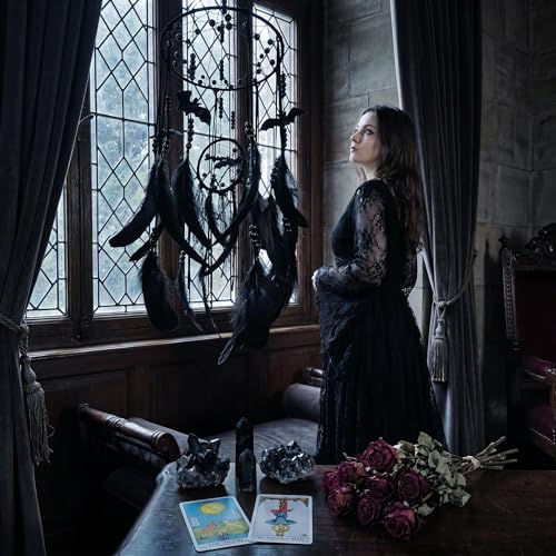 Halloween Gothic Black Dreamcatcher with Bat Ornaments - Wall Hanging for Witchy & Dark Decor - Variation Bat A