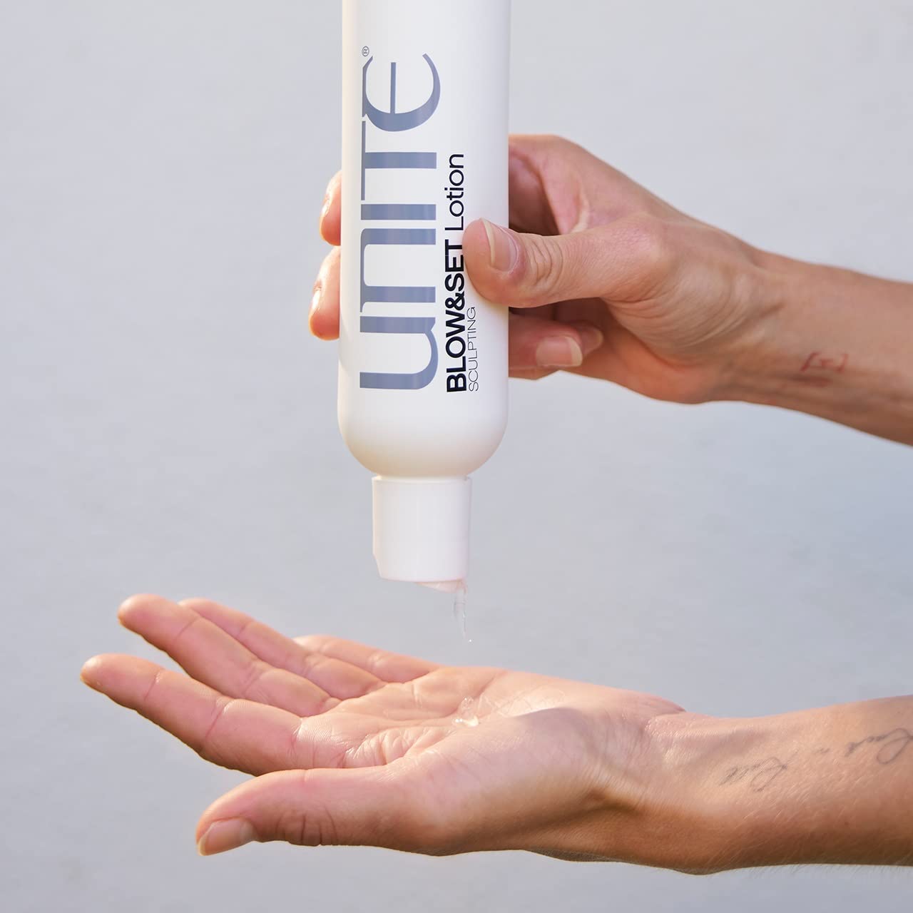 UNITE Hair BLOW&SET Lotion - Heat-Activated Sculpting for Volume & Flexible Hold - 8 Fl Oz