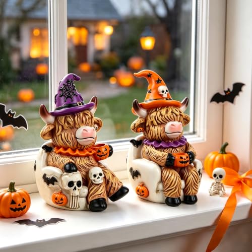 Halloween Highland Cow Decorations 2-Piece Set - Collectible Figurines with Hand-Painted Details (Variation: Halloween Highland Cows)