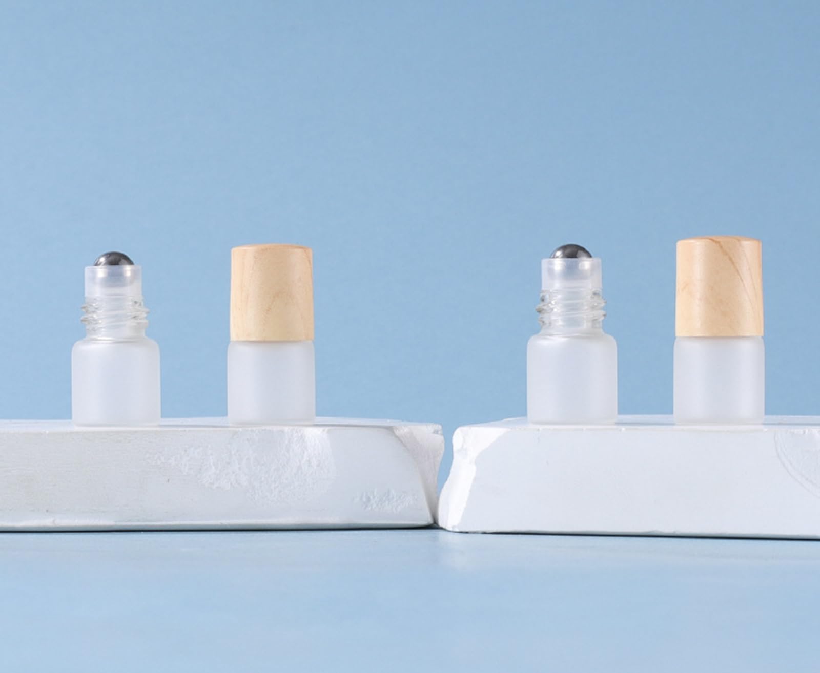ZbFwmx 20 Pack Set 2ML(5/8 Dram) Mini Sample Roll Glass Bottles for Essential Oils Roller Refillable Perfume Roll Bottle (2ML Frosted)