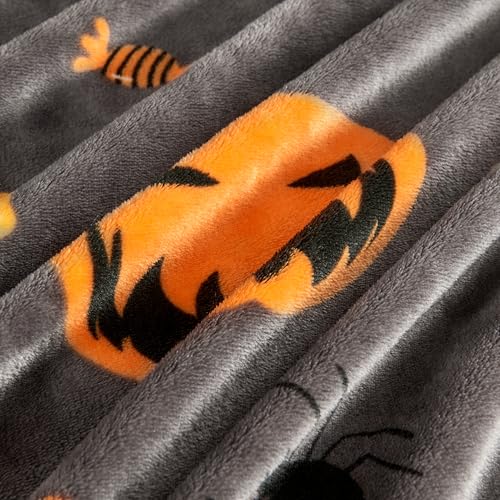 Halloween Throw Blanket with Spooky Pumpkin Bat Ghost Spider Print - Grey 50x60 Inches - Cozy Fuzzy Fleece for Couch Bed Decorations - Variation: 03 Halloween Grey / Throw-50x60