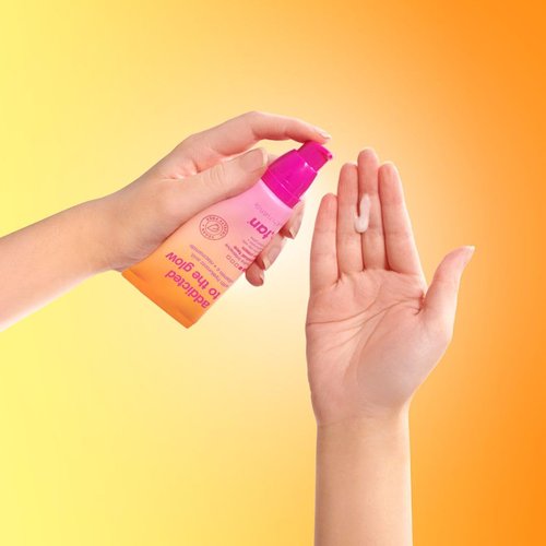 b.tan Gradual Self Tan Face Lotion - Addicted to the Glow | Daily Tanning Cream for Sunkissed Dark Bronze, Travel Size