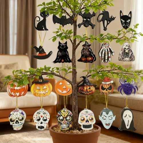 24PCS Halloween Tree Decorations Ornaments - Spiders, Bats, Skulls, Ghosts & More