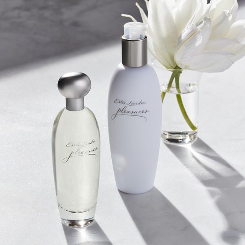 Estée Lauder Pleasures Eau de Parfum Spray - Floral Fragrance with Lilies, Peonies & Jasmine | Women's Perfume