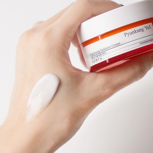 Pyunkang Yul PKY Radiance Vita Cream with Vitamin C and Pearl Extract, 1.69 Fluid Ounces (50 Milliliters) – Moisturizing Cream for Flawless, Radiant Skin