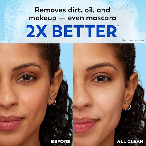 Olay Makeup Remover Wipes Purifying Clean 66 Count - Deep Cleansing Face Towels for Oily & Normal Skin