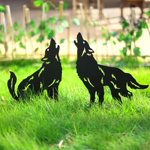 Wolf Metal Garden Stake - Outdoor Lawn Decor for Yard Patio & Garden - Black Wolf Silhouette Statue - Variation: Wolf