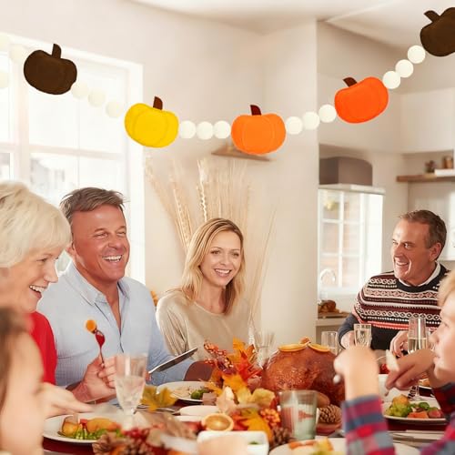 Fall Pumpkin Garland Decor - Pre-Strung Autumn Felt Banner for Thanksgiving & Halloween