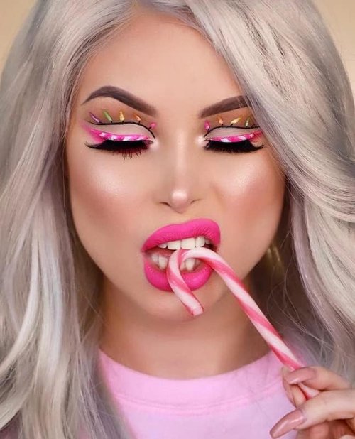 Beauty Bakerie Powder Blush Makeup Palette for Face & Cheeks, Matte and Metallic Highlighter Make up Set, 4 Highlight Shades, Cotton Candy Champagne