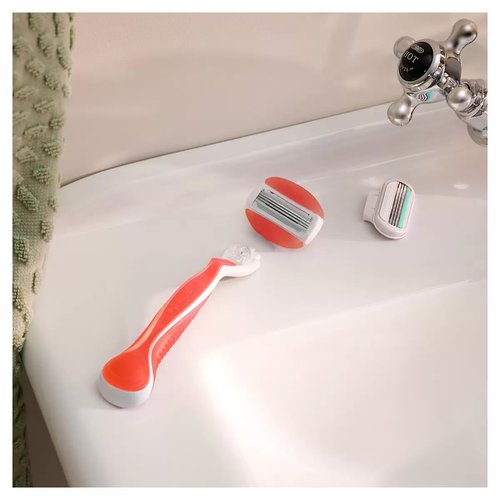 Gillette Venus Comfort Glide Sunny Citrus Women's Razor Plus 12 Blade Refills