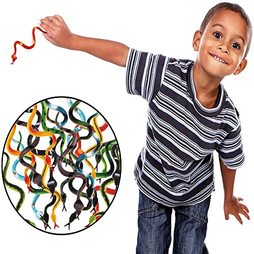 12 Pcs Small Plastic Fake Snakes Halloween Rubber Serpent Toys - Variation 12