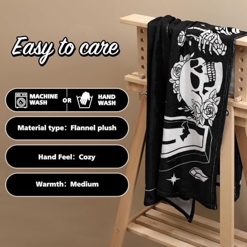 Baby Milestone Blanket with Felt Decorations - Gothic Skull & Bats, Fleece, 50x40 Inches