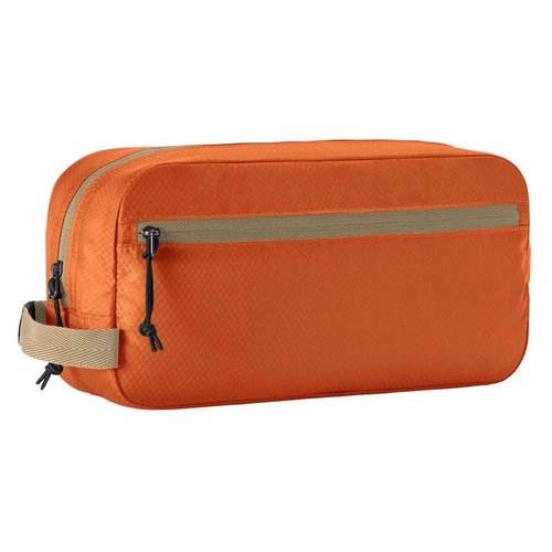 eagle creek Pack-It Isolate Quick Trip - Compact Travel Toiletry Bag for Optimizing Luggage Space - Lightweight - Water-Resistant - Easy-Grab Zipper - Sustainable Materials - Small - Mandarin