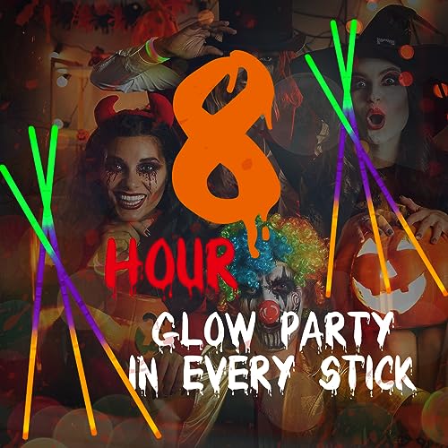 Wettarn 200 Pcs Halloween Glow Stick Bracelets - Green, 8-Inch Party Favors