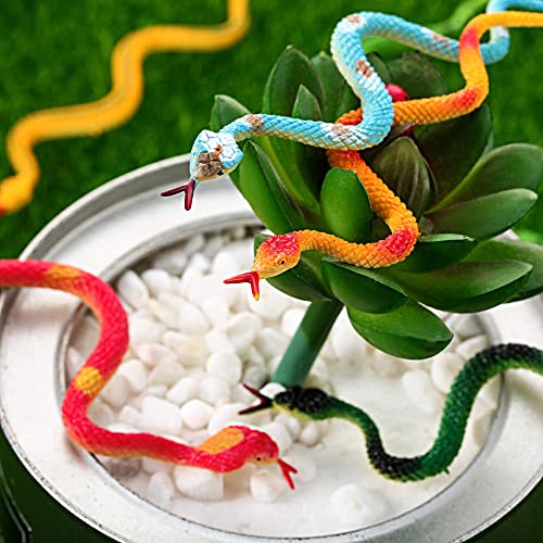 12 Pcs Small Plastic Fake Snakes Halloween Rubber Serpent Toys - Variation 12