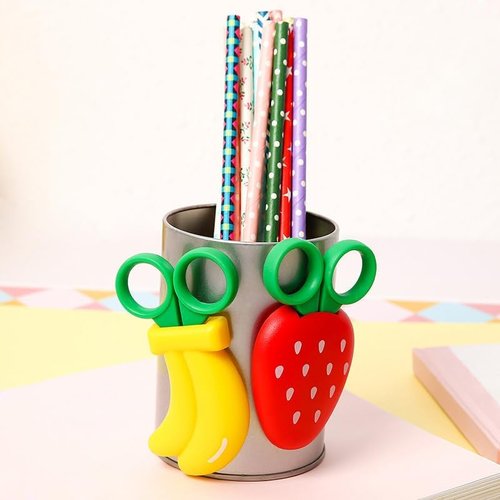AKOAK Creative Fruit Scissors - Fun Banana Design with Refrigerator Magnets for Kids' Home Decor