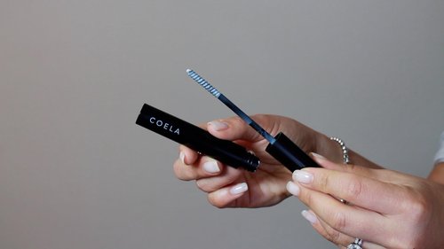 COELA's Overnight Lash Conditioning Mask with Castor Oil, Vitamin B7, Vitamin B5, Algae Extract | Dermatologist Approved, Naturally Derived Ingredients, Vegan | Dry Down Technology