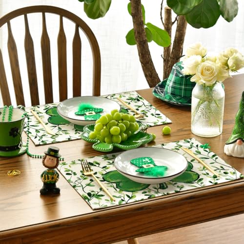 Green Shamrock Placemats Set of 4 - 12x18 Inch Rectangular Lucky Irish Table Decor