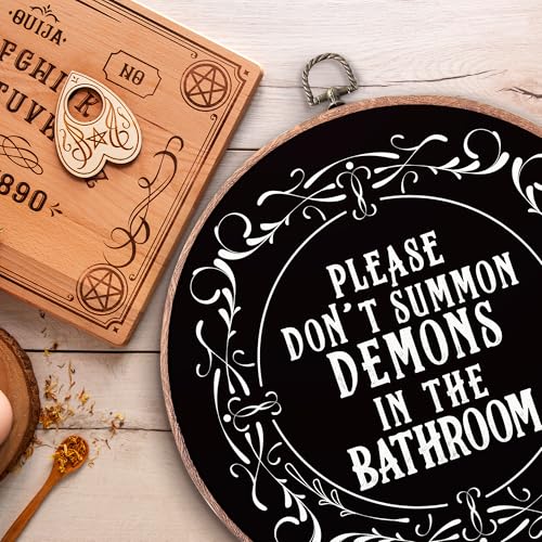 Buildinest Halloween Gothic Round Wall Art Decor for Bathroom - Variation 08