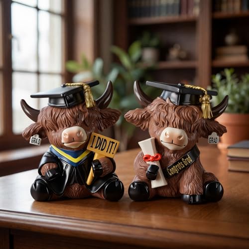 Graduation Highland Cow Figurines Set - Fall Tabletop Decor for Celebrations - Grad Variation