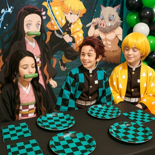 Party Checkered Plates and Napkins Set - 150 Pcs Green & Black