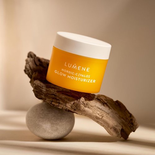 Lumene Nordic-C Valo Glow Moisturizer - Radiance Boosting Facial Cream for Dry Skin - Hyaluronic Acid & Vitamin C Enriched - 100% Vegan Skin Care (1.7 oz)