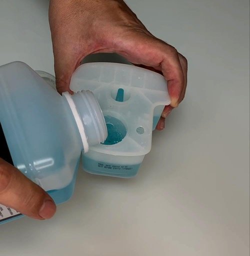 Cleanu – Automatic Shaver Cleaning Solution – 1L Refill for 12 Cleaning Cycles – Made in Japan