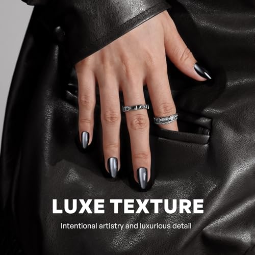 Short Almond Press-On Nails - Black Cat Eye Halloween Nails - Ink Noir 1C