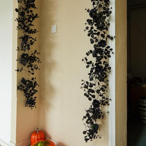 Black Garland with Flowers - 6.56ft Halloween Decorations with 8 Roses - Indoor Outdoor Wall Backdrop - Black / 1PC