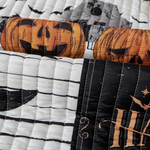 Halloween Quilt Queen Size Bedding Set with Pillow Shams - Black, 4 Pieces