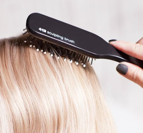 Paul Mitchell Pro Tools 413 Sculpting Brush - Classic Detangling & Styling Brush for Wet/Dry Hair