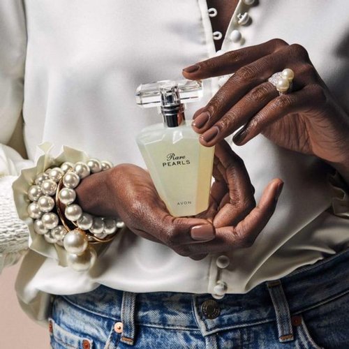 AVON Rare Pearls Eau De Parfum for Women - Long-Lasting Floral Fragrance with Magnolia & Rosewood | 1.7 fl oz Travel Size