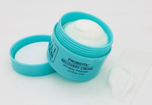 Dr Lili Fan Probiotic Recovery Cream: Vegan Probiotic, Anti-Aging Face Cream for Skin Renewal. Boosts Skin's Collagen and Targets Wrinkles. Prevents Acne. 0.5 fl oz
