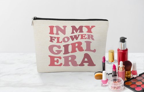 EXUQO In My Flower Girl Era Makeup Bag,Junior Bridesmaid Gifts,Pink Bridal Party Cosmetic Bag,Wedding Souvenir Gift,Zipper Pouch Bag Travel Bag