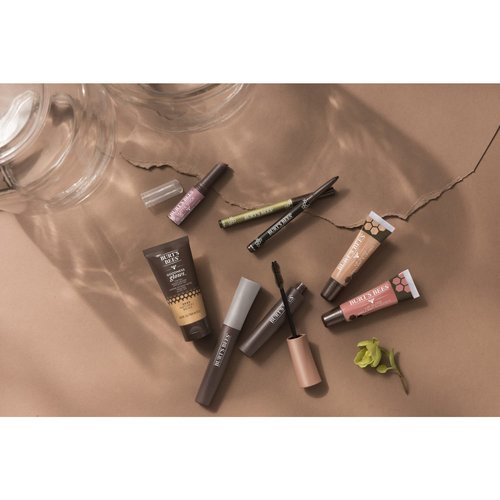 Burts Bees All Aflutter Multi-Benefit Mascara - 100% Natural Origin, Classic Black, 0.32 Ounce