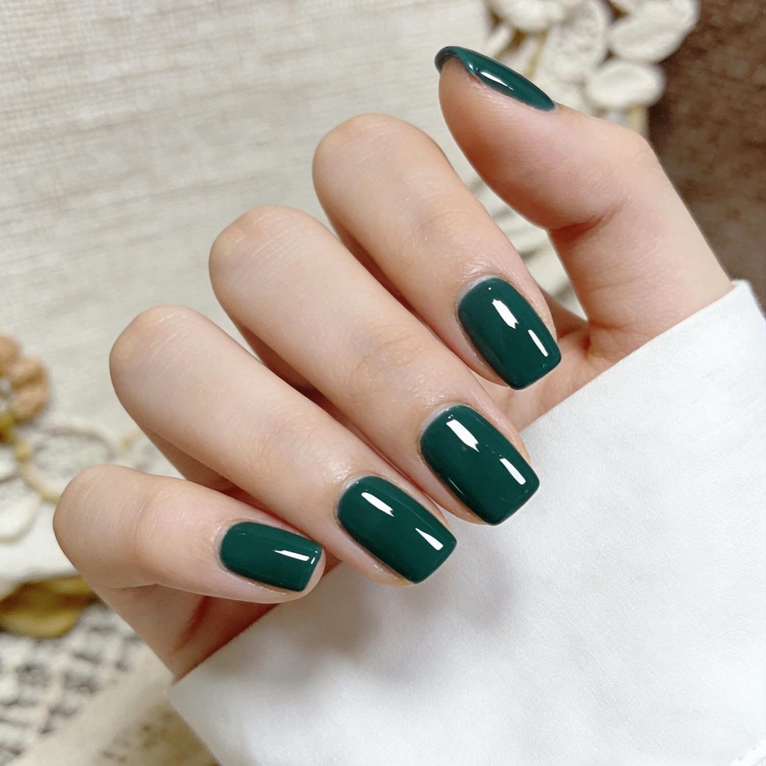 Vishine 4 Colors Green Teal Gel Nail Polish Kit 15ml, Glitter Green Sparkle Gel Nail Polish Set, Drak Green Gel Polish Nail Art Home DIY Salon