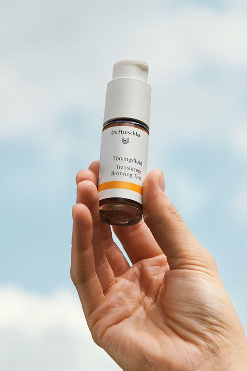 Dr. Hauschka Translucent Bronzing Tint - Natural Glow for All Skin Types | 0.6 Fl Oz